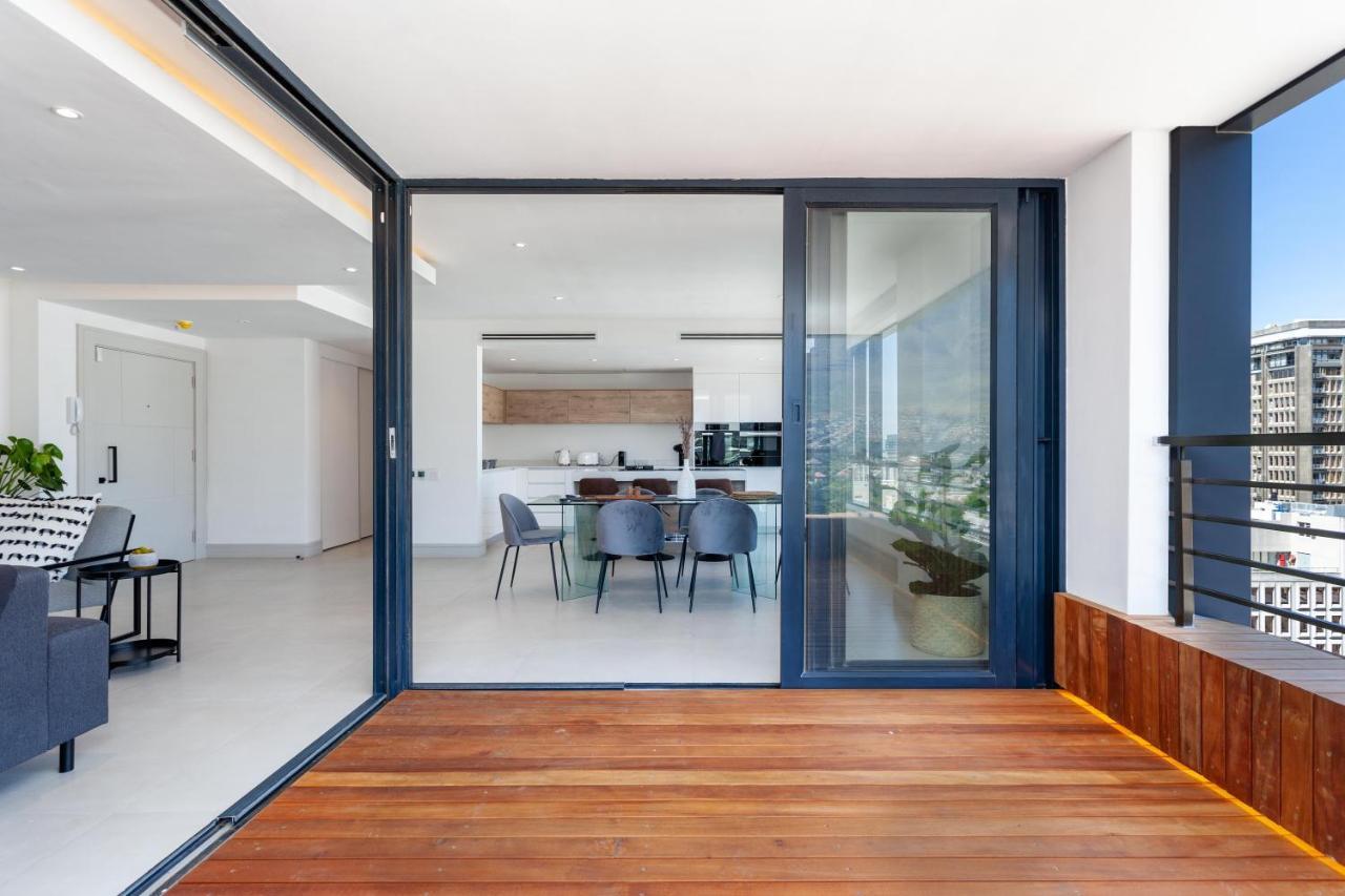 1801 Mandela Rhodes Penthouse *